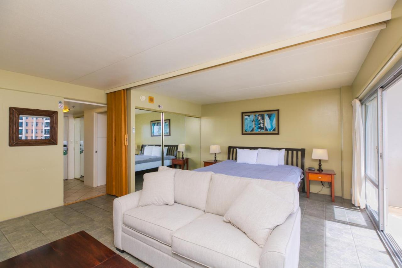 Ilikai Tower One Bedroom Lagoon View Waikiki Condos With Lanai & Free Wifi Honolulu Cameră foto