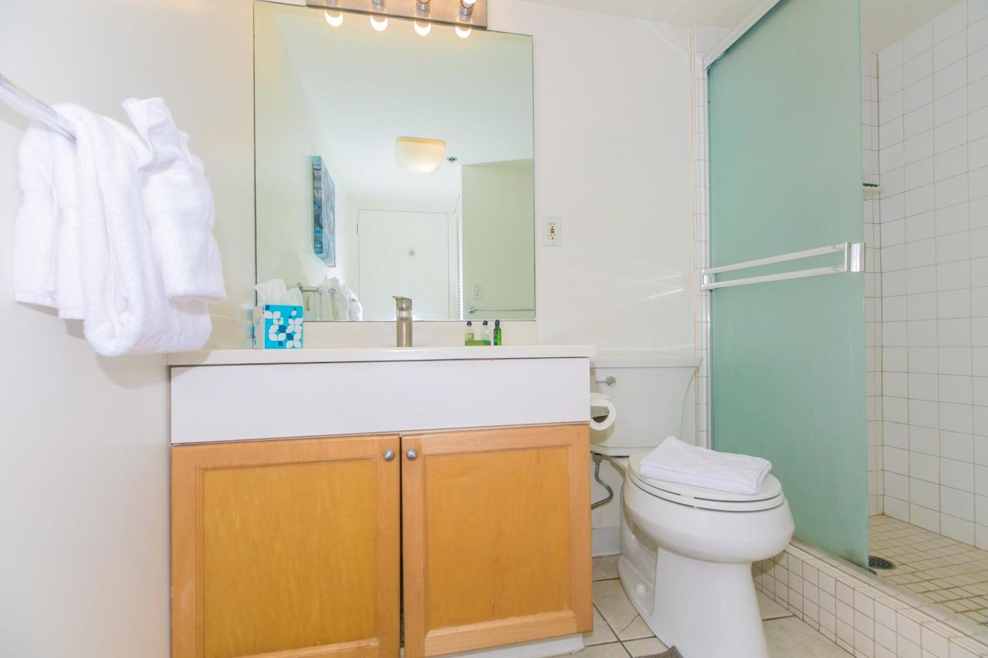 Ilikai Tower One Bedroom Lagoon View Waikiki Condos With Lanai & Free Wifi Honolulu Cameră foto